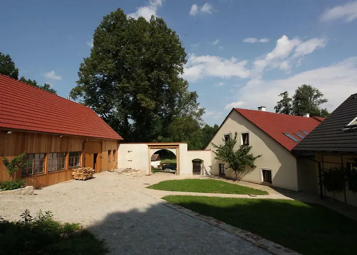Mlyn Guest house Trestice
